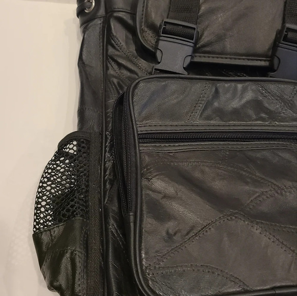 NWT Diamond plate Buffalo leather  backpack patches black color - Picture 3 of 13